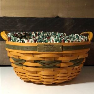 Longaberger 1999 Christmas Popcorn Basket & Liner